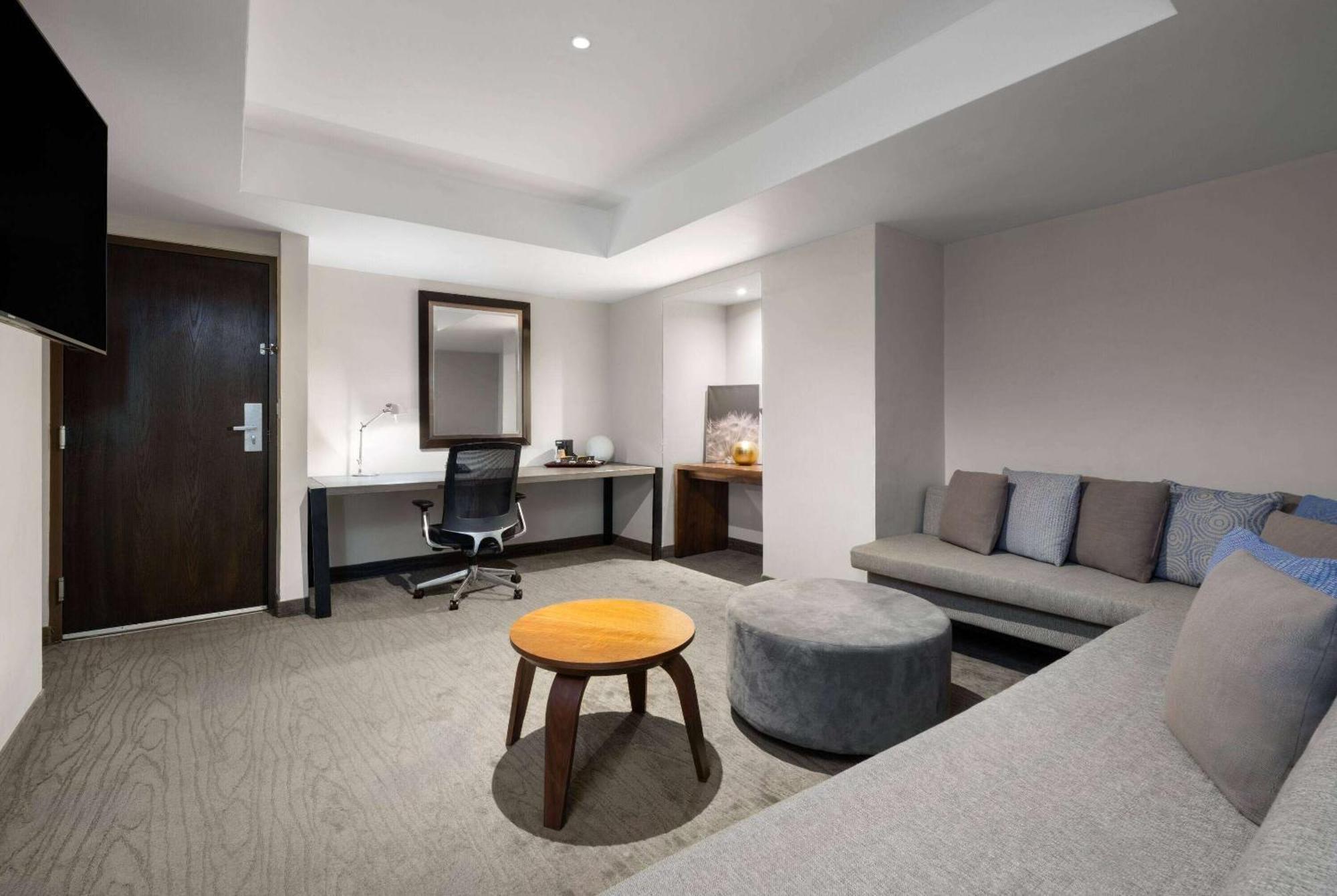 Wyndham Monterrey Ambassador Centro Otel Dış mekan fotoğraf
